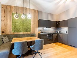 Modern Holiday Apartment With 2 Bedrooms in Fugen