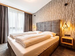 Modern Holiday Apartment With 2 Bedrooms in Fugen