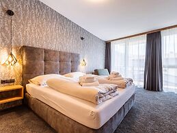 Modern Holiday Apartment With 2 Bedrooms in Fugen