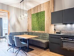 Modern Holiday Apartment With 2 Bedrooms in Fugen