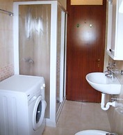 Cosy Apartment With Balcony