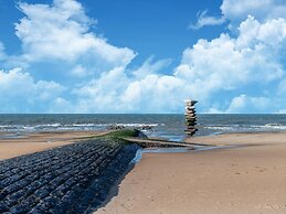 Ground-floor Flat Near the sea