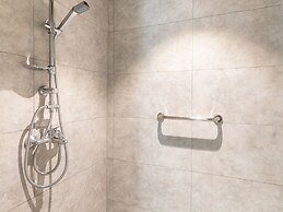 Ground-floor Flat Near the sea