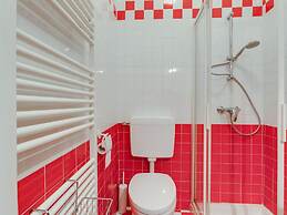 Spacious Villa in Torri del Benaco With Private Pool