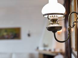 Spacious Villa in Torri del Benaco With Private Pool