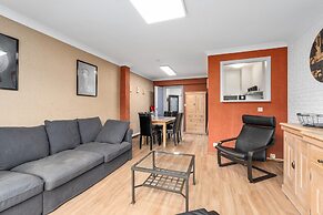 Central Stay w/ Full Kitchen