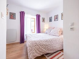 Cosy Holiday Home With Garden