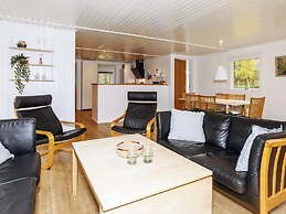 6 Person Holiday Home in Hals