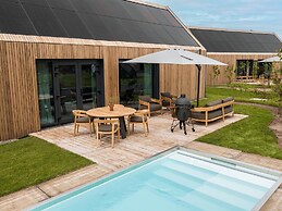 Luxurious Holiday Home With Private Pool