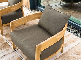 Luxurious Holiday Home With Private Pool