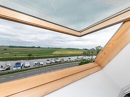 Beautiful Duplex Apartment With Fantastic Views