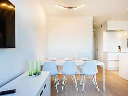 Winoc 402 Apartment With sea View in Koksijde
