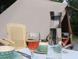 Tent Lodge in Twijzel Near Town Center