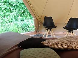Tent Lodge in Twijzel Near Town Center