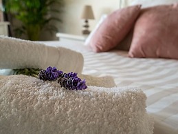 Pool House Giulia Comfortable Holiday Residence