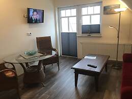 Ostland Modern Retreat