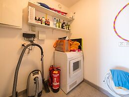 Apartment With Frontal Sea-views