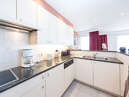 Apartment With Frontal Sea-views