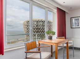 Apartment With Frontal Sea-views