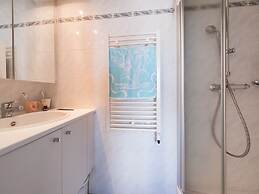 Apartment With Frontal Sea-views