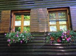 Holiday Home Snow Hill With Swimming Pool