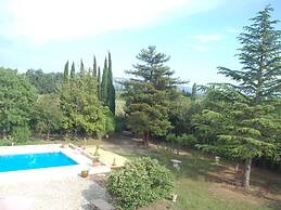 Camargue Modern Retreat