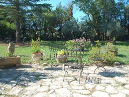 Camargue Modern Retreat