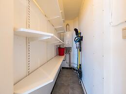 Apartment With Beautiful Sea-view