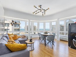 Apartment With Beautiful Sea-view