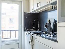 Apartment With Beautiful Sea-view