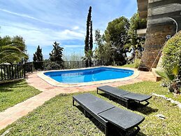 Belvilla by OYO Villa Las Gaviotas