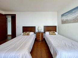 Belvilla by OYO Villa Las Gaviotas