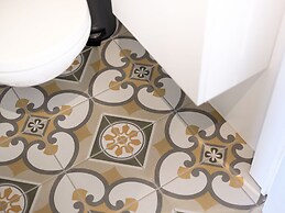 Renovated Apartment With a top Location on a Dike