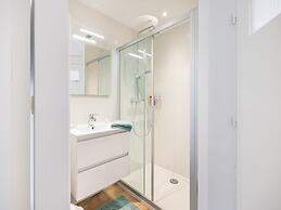 Renovated Apartment With a top Location on a Dike