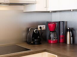 Renovated Apartment With a top Location on a Dike