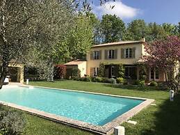 Villa La Bastide Comfortable Vacation Home