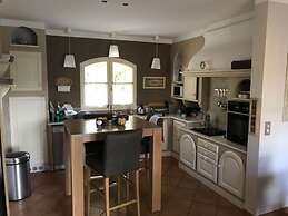 Villa La Bastide Comfortable Vacation Home