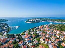 Donatella -apt 1- 10m van het Strand