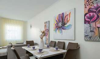 Donatella -apt 1- 10m van het Strand