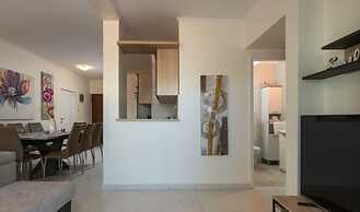 Donatella -apt 1- 10m van het Strand