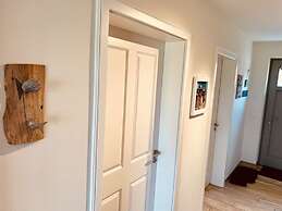 Feuerstein House Monchgut