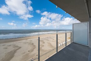 Apartment on the 8th Floor With sea View