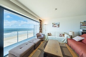 Apartment on the 8th Floor With sea View