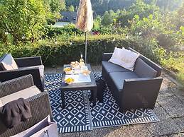 See & So Modern Retreat