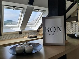 See & So Modern Retreat