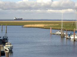 Seeperle Modern Retreat