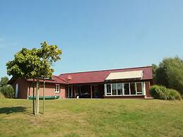 Seeperle Modern Retreat