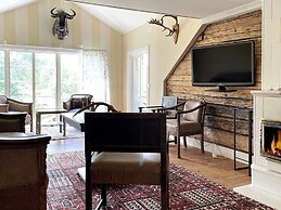 11 Person Holiday Home in Odeshog-by Traum