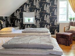 11 Person Holiday Home in Odeshog-by Traum