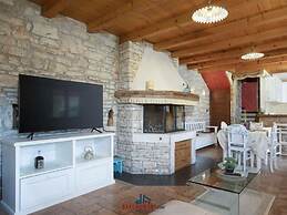 Polai Comfortable Holiday Residence